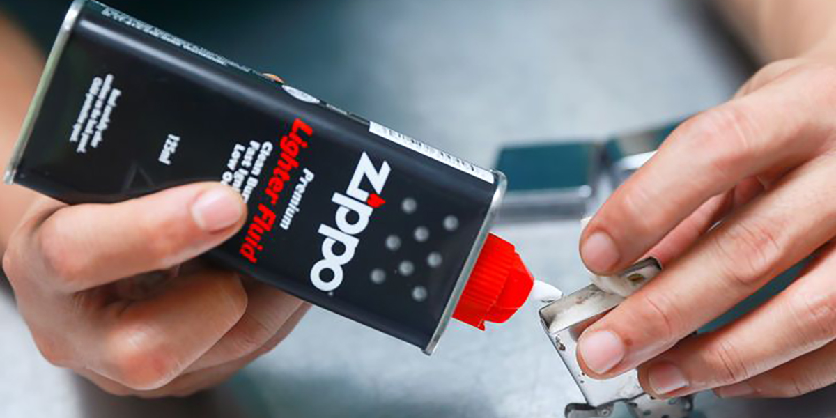 Comment recharger l’un de nos Briquets Originaux ?